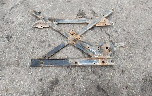 Audi A5 8T 8F Engine mounting bracket