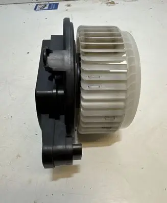 Ram 1500 Heater fan/blower AY6153 03E01