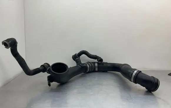 BMW 5 E60 E61 Intercooler hose/pipe 7600010 7600011