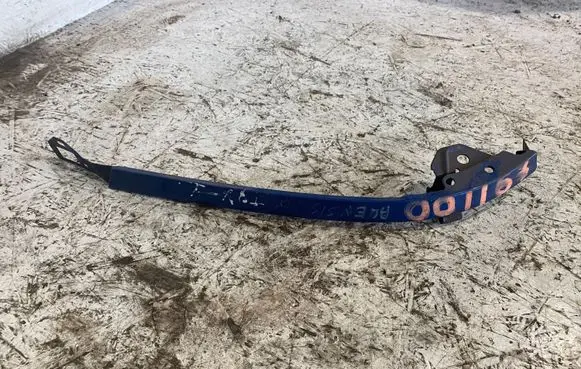 Toyota Avensis T220 Under headlight/headlamp trim 