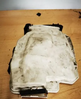 BMW 3 E92 E93 Fuse box cover 7528933