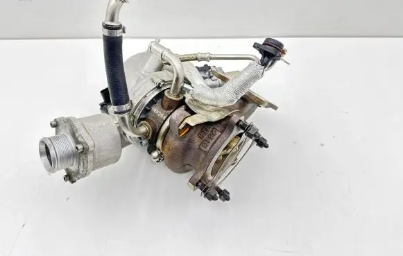 Audi Q5 SQ5 Turbo 06L145907D