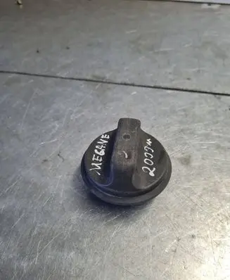 Renault Megane I Fuel tank filler cap 77008712369