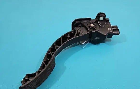Peugeot 4007 Accelerator throttle pedal 1600A102 IMPRK1439274