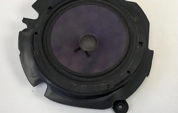Skoda Octavia Mk1 (1U) Front door high frequency speaker 1U0035411A