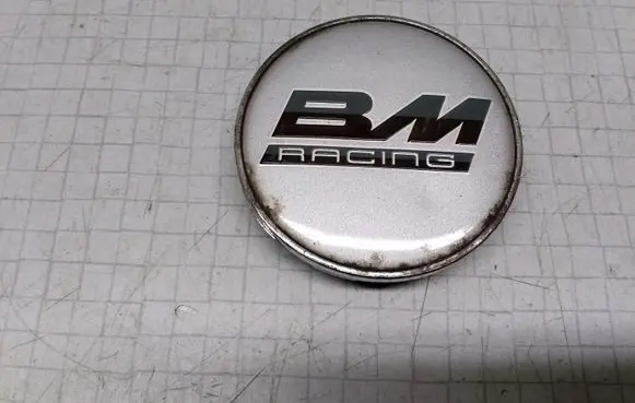 Opel Astra G Non-original wheel cap 