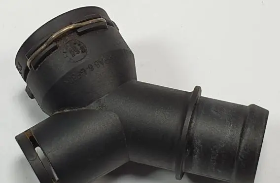 Volkswagen Golf V Engine coolant pipe/hose 1K0122291AE