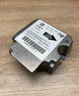 Opel Zafira A Airbag control unit/module 24416704 1923594