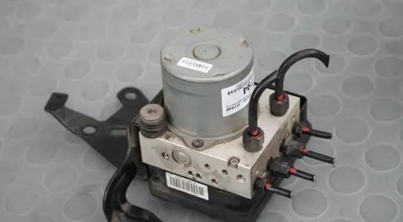 Hyundai Tucson TL ABS Pump