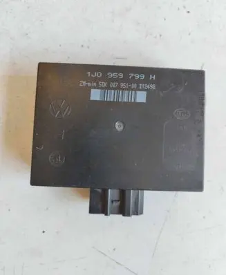 Volkswagen Golf IV Comfort/convenience module 1J0959799H 5DK00795100