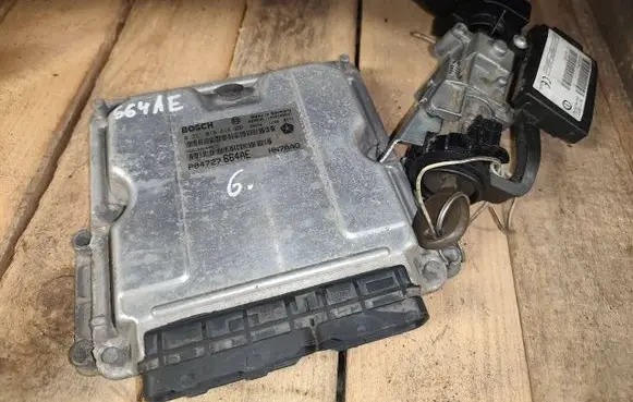 Chrysler Voyager Engine control unit/module 0281010814 P04727664AE