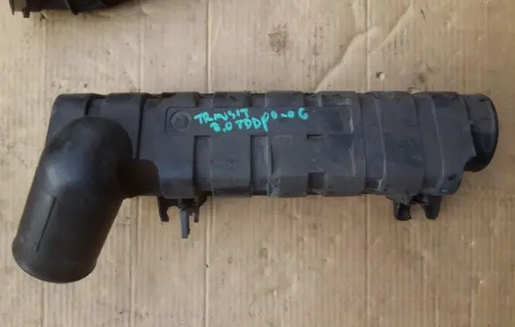 Ford Escort Intake resonator 