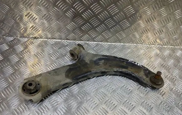 Nissan Note (E11) Front lower control arm/wishbone