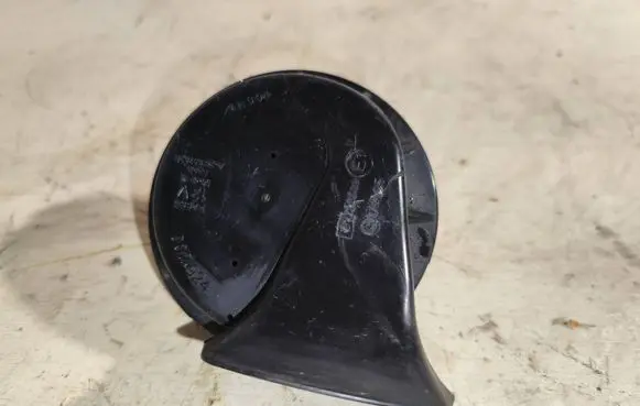 Opel Zafira A Horn signal 002924