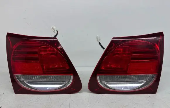 Lexus GS 300 350 430 450H Tailgate rear/tail lights