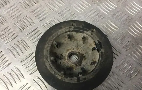 Mitsubishi Carisma Crankshaft pulley 7700864763