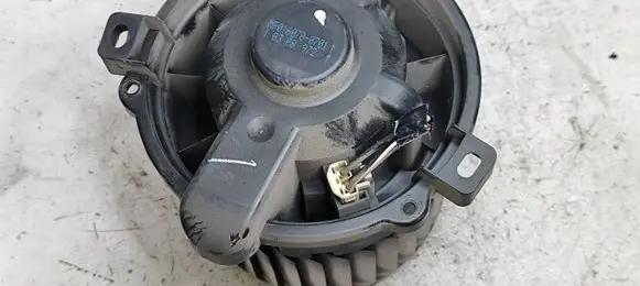 Mitsubishi Colt Heater fan/blower MF0160700701