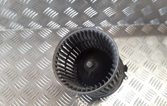 Nissan Note (E12) Heater fan/blower