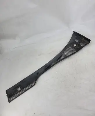 BMW 5 E34 Wiper trim