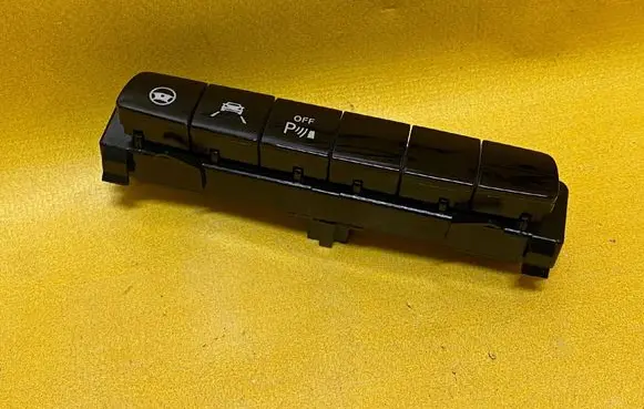 Mercedes-Benz CLS W257 Parking (PDC) sensor switch A2179051500