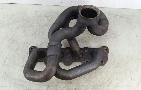 Peugeot 607 Exhaust manifold