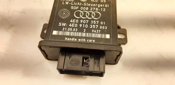 Audi A8 S8 D3 4E Light module LCM 4E0907357 4E0910357 5DF00827812