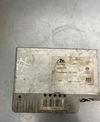 Volkswagen PASSAT B5 ABS control unit/module 535907379 338540 10093501344
