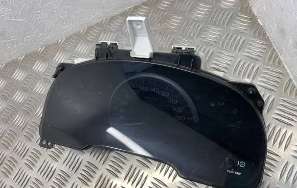 Toyota Avensis Verso Speedometer (instrument cluster) 8380044A50 2574204160