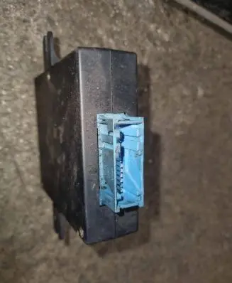 BMW 7 E38 Voice control module 6903886 013782