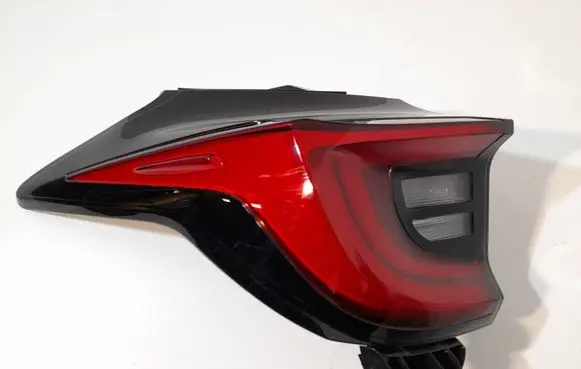 Toyota Yaris XP210 Rear/tail lights V356015L
