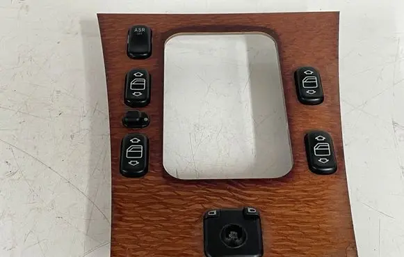 Mercedes-Benz E W210 Electric window control switch
