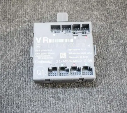 Mercedes-Benz E A207 Door control unit/module