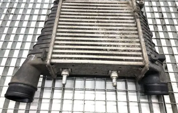 Audi A8 S8 D4 4H Intercooler radiator 4H0145805J