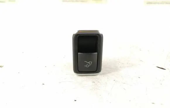 Mercedes-Benz E W212 Tailgate opening switch DALISID2876 2079050051 A2079050051