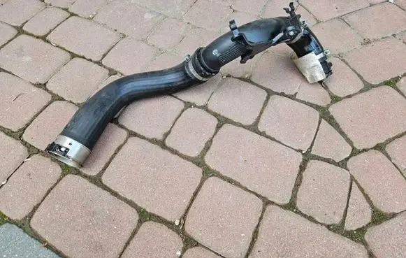 Renault Clio IV Intercooler hose/pipe 144604208R