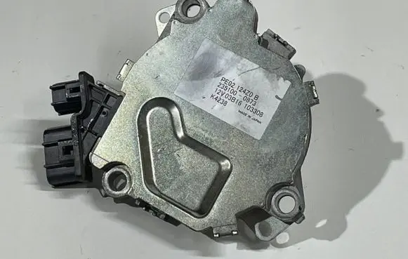 Mazda CX-3 Camshaft position sensor PE02124Z0B