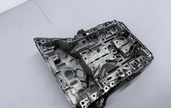 Mercedes-Benz E C207 W207 Oil sump A6510140200
