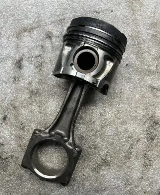 Opel Astra J Connecting rod/conrod 