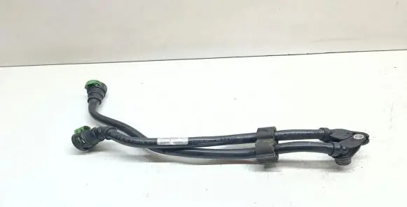 Gearbox oil cooler pipe/hose