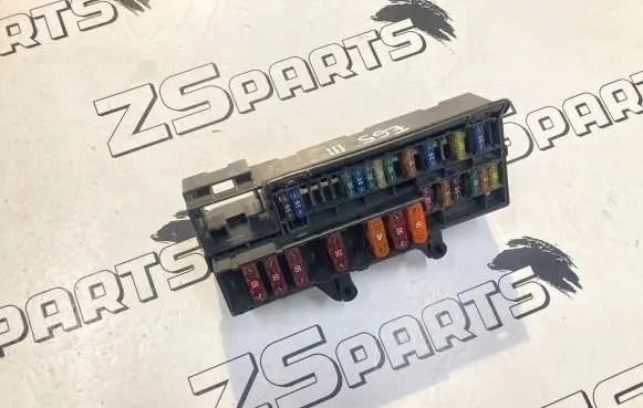 BMW 7 E65 E66 Fuse module 6900582