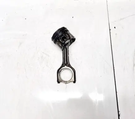 Piston with connecting rod
