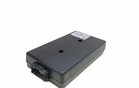 Mercedes-Benz S W220 iPod connector socket B67824252