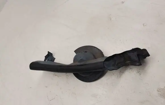 BMW 2 F22 F23 Engine compartment rubber 7307863