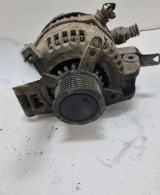 Toyota Avensis T250 Generator/alternator
