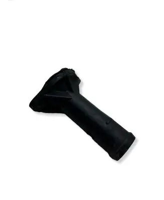 Volkswagen PASSAT B6 Engine coolant pipe/hose 038121121 B066G730