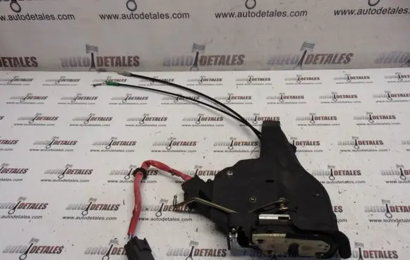 Toyota RAV 4 (XA20) Rear door lock