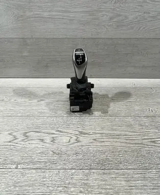 BMW 1 F20 F21 Gear shifter/selector 9296899 90358141692460 1009995200