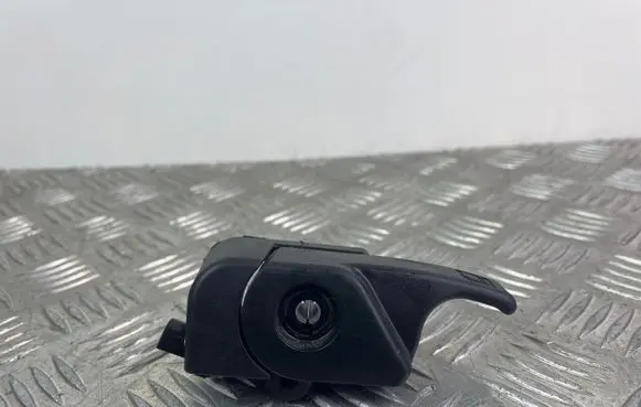 Mitsubishi Outlander Engine bonnet (hood) release handle