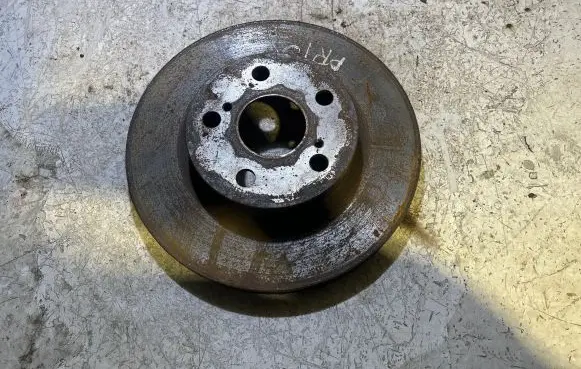 Toyota Prius (XW20) Front brake disc