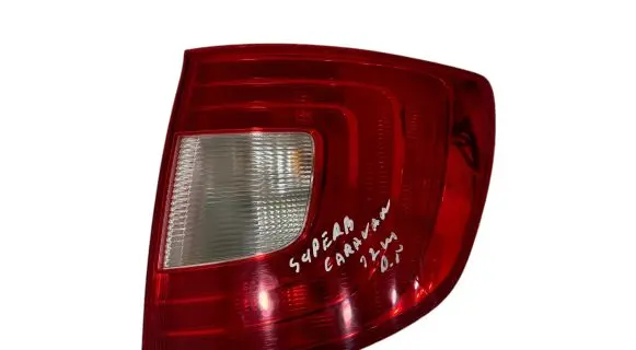 Skoda Superb B6 (3T) Rear/tail lights